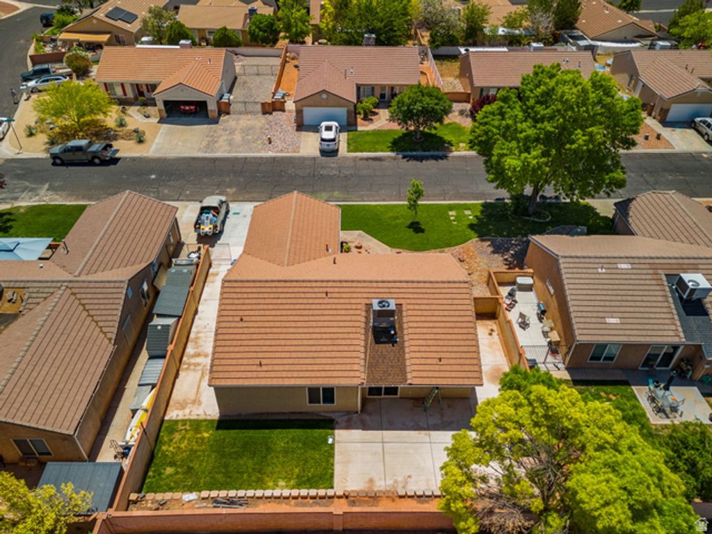 Image 40 of property listing at 651 E 460 S, Leeds, UT 84746
