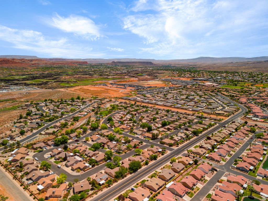 Image 45 of property listing at 651 E 460 S, Leeds, UT 84746