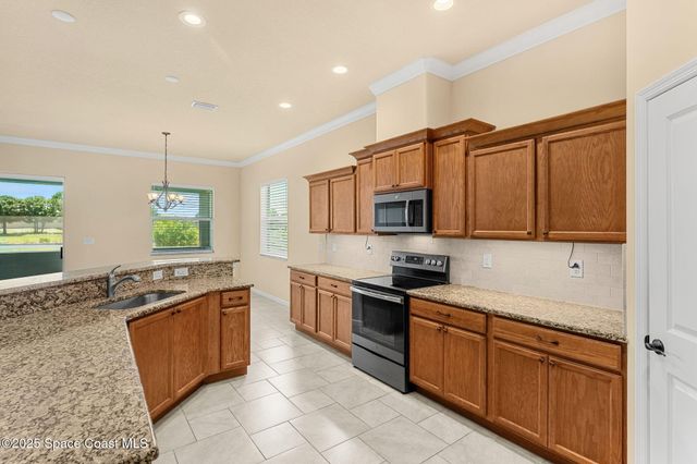 3720 Alamanda Key Drive, Melbourne, FL 32901