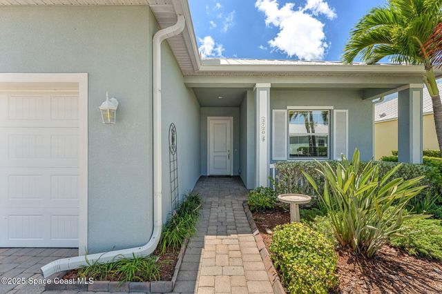 3720 Alamanda Key Drive, Melbourne, FL 32901