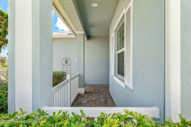 3720 Alamanda Key Drive, Melbourne, FL 32901