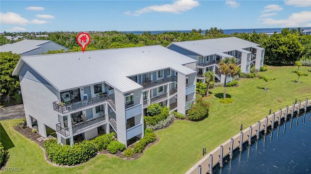 1250 Tennisplace CT B34, Sanibel, FL 33957