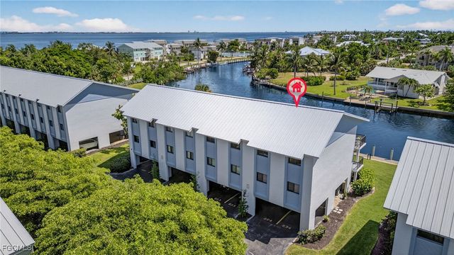 1250 Tennisplace CT B34, Sanibel, FL 33957