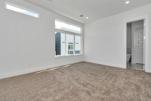 4721 Independence Heights Lane, Houston, TX 77018