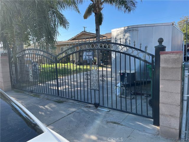 2508 Henley, Bakersfield, CA 93307