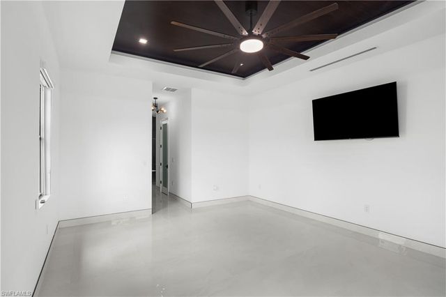 4211 SE 1st AVE, Cape Coral, FL 33904