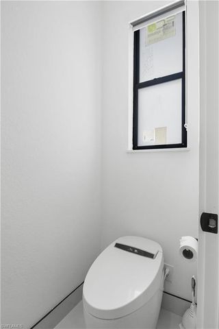 4211 SE 1st AVE, Cape Coral, FL 33904