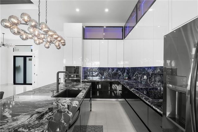 4211 SE 1st AVE, Cape Coral, FL 33904