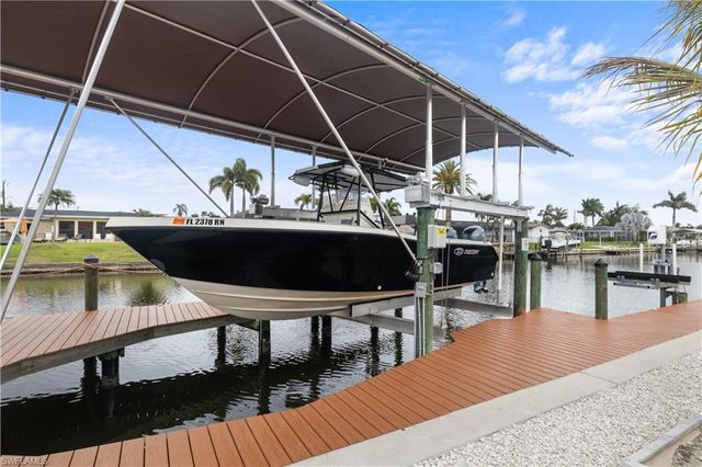 4211 SE 1st AVE, Cape Coral, FL 33904