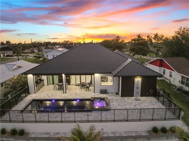 4211 SE 1st AVE, Cape Coral, FL 33904