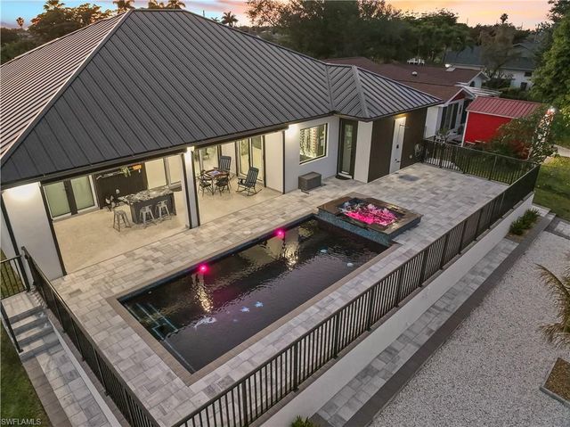 4211 SE 1st AVE, Cape Coral, FL 33904