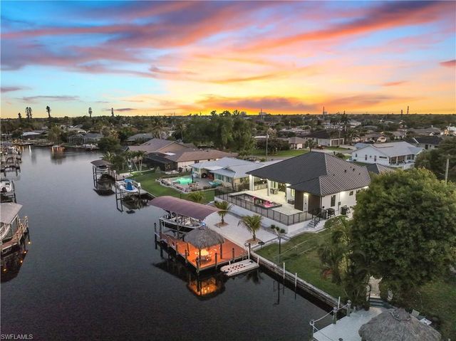 4211 SE 1st AVE, Cape Coral, FL 33904