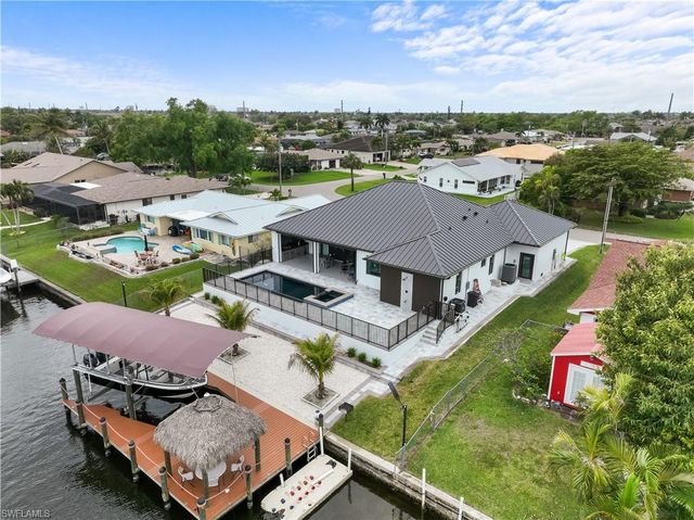 4211 SE 1st AVE, Cape Coral, FL 33904