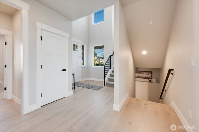 20337 125th Avenue NE #SM 18, Bothell, WA 98011