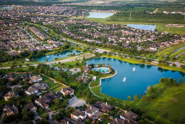 5027 Hurston Park Trail, Rosharon, TX 77583