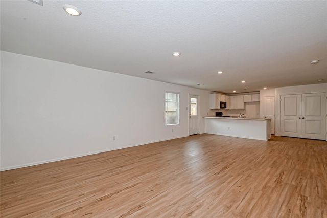 5027 Hurston Park Trail, Rosharon, TX 77583