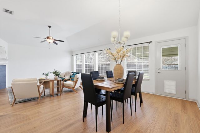 1233 Valley Oaks Drive, Lewisville, TX 75067