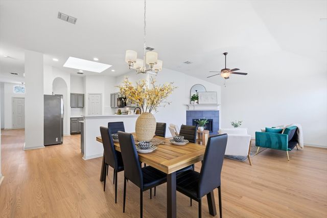 1233 Valley Oaks Drive, Lewisville, TX 75067