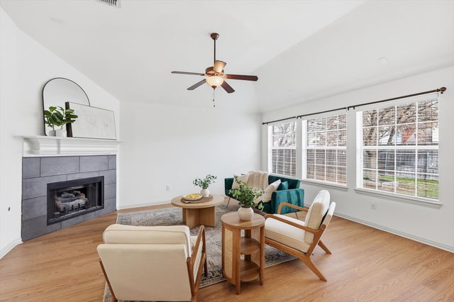 1233 Valley Oaks Drive, Lewisville, TX 75067