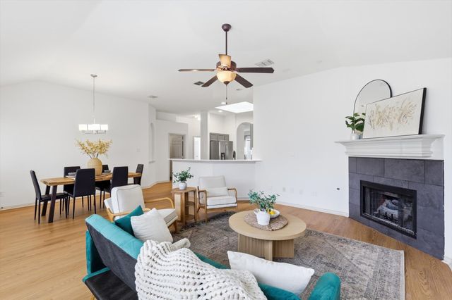 1233 Valley Oaks Drive, Lewisville, TX 75067