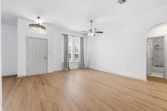 1233 Valley Oaks Drive, Lewisville, TX 75067