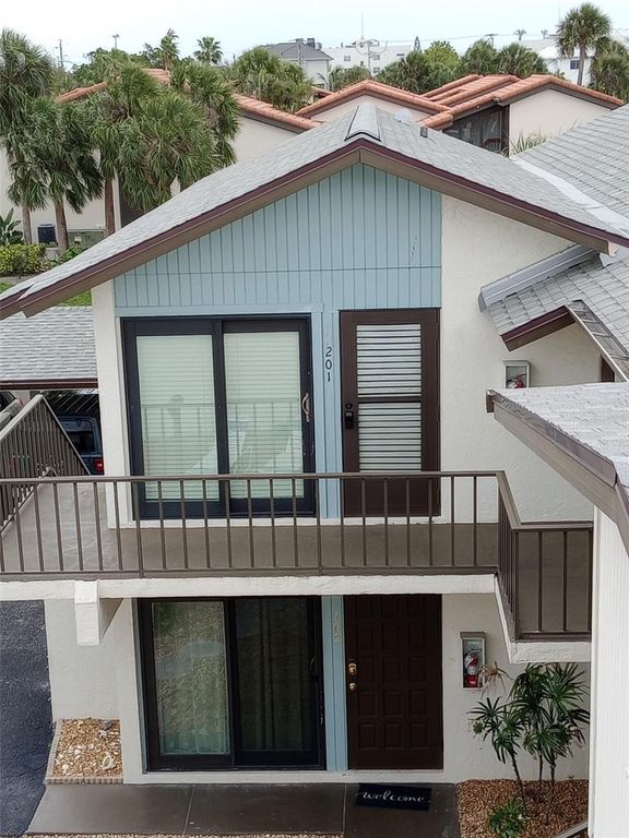 722 S BLVD OF THE PRESIDENTS 201, Sarasota, FL 34236