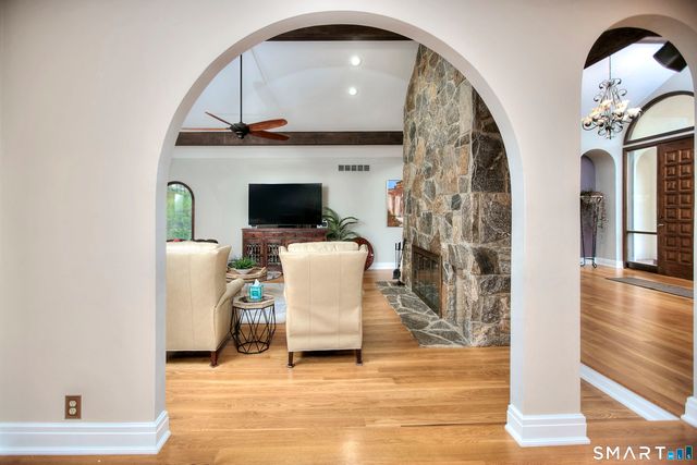 20 Scenic Hill Lane, Monroe, CT 06468