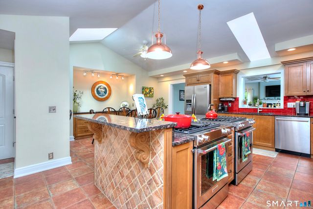 20 Scenic Hill Lane, Monroe, CT 06468