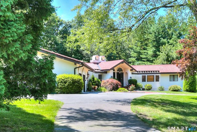 20 Scenic Hill Lane, Monroe, CT 06468