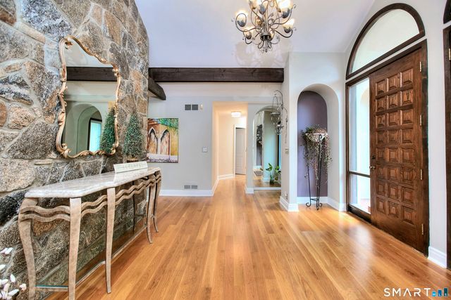 20 Scenic Hill Lane, Monroe, CT 06468