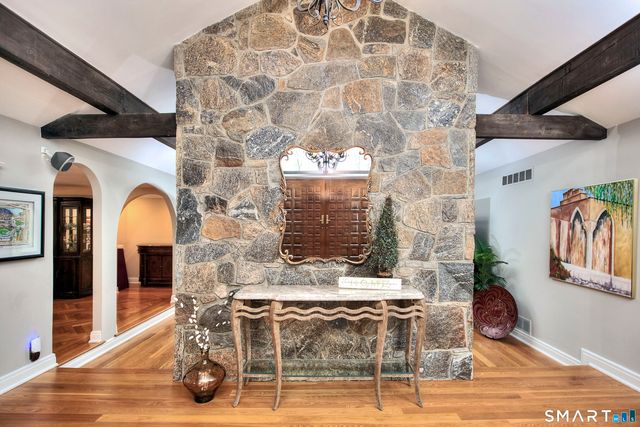 20 Scenic Hill Lane, Monroe, CT 06468