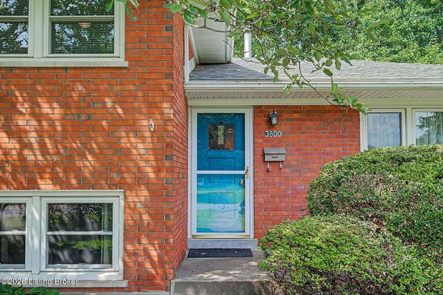 3800 Downing Way, Louisville, KY 40218