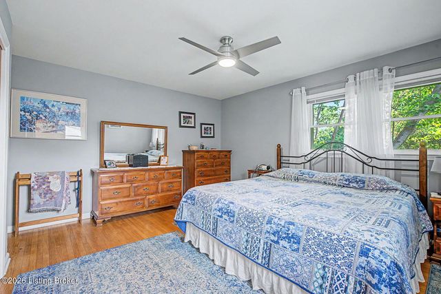 3800 Downing Way, Louisville, KY 40218