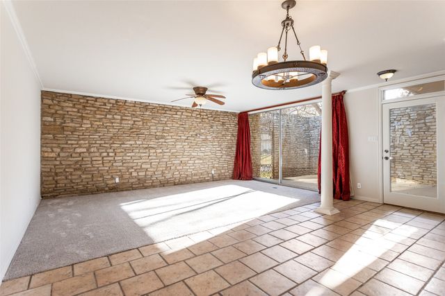 4500 Westridge Avenue 25, Fort Worth, TX 76116