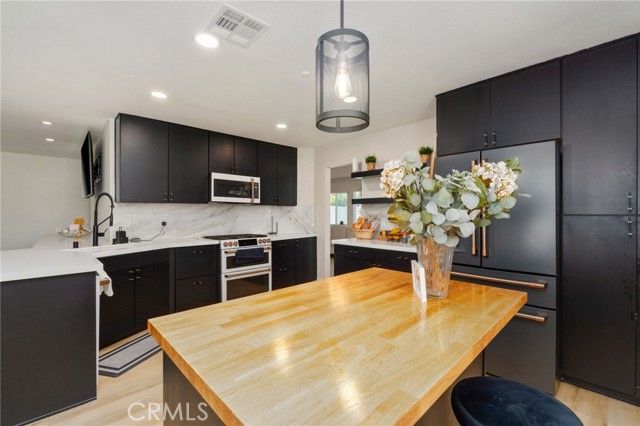 15630 Willow, Fontana, CA 92337