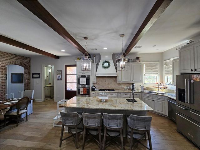 6713 TAYLOR OAKS Drive, Alexandria, LA 71303