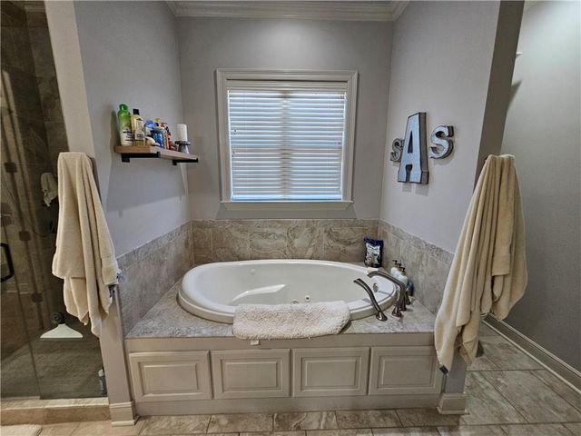 6713 TAYLOR OAKS Drive, Alexandria, LA 71303