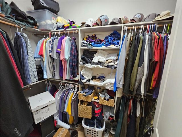 6713 TAYLOR OAKS Drive, Alexandria, LA 71303