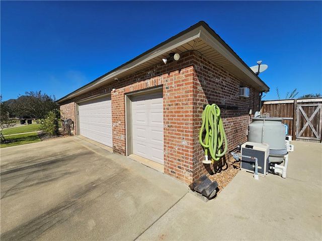 6713 TAYLOR OAKS Drive, Alexandria, LA 71303