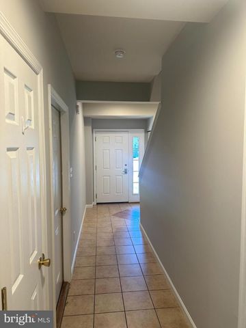 250 MERIWEATHER DR, Chambersburg, PA 17201