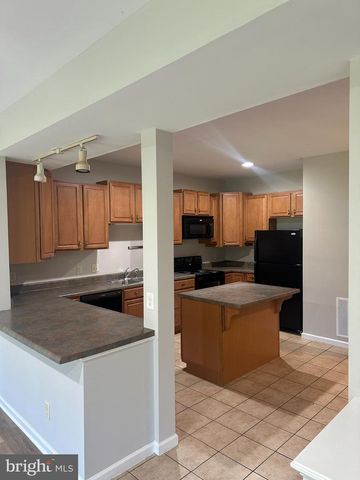 250 MERIWEATHER DR, Chambersburg, PA 17201