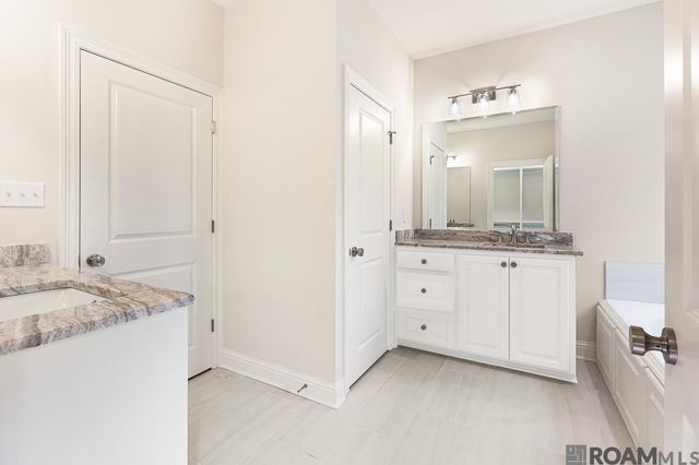 13721 Rivanna Ln, Baton Rouge, LA 70817