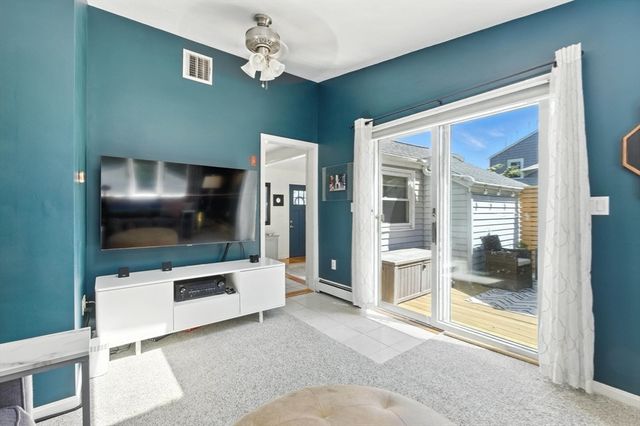 9 Fisher Terrace, Woburn, MA 01801