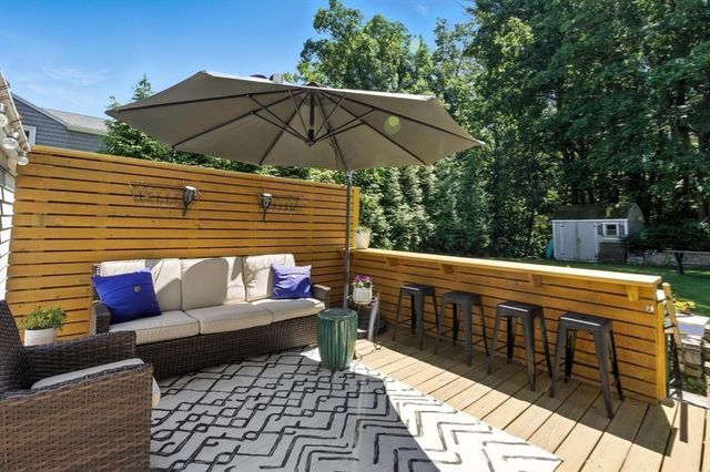 9 Fisher Terrace, Woburn, MA 01801
