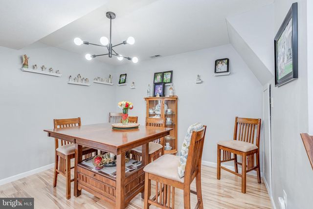 3003 SWEETLEAF TER, Mount Laurel, NJ 08054