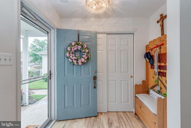 3003 SWEETLEAF TER, Mount Laurel, NJ 08054
