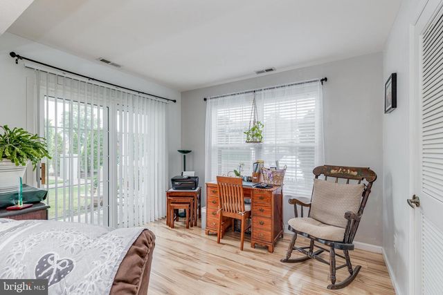 3003 SWEETLEAF TER, Mount Laurel, NJ 08054