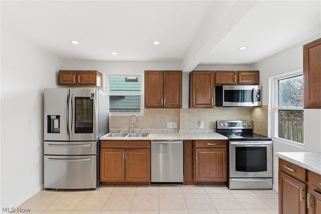 3577 Cedarbrook Road, University Heights, OH 44118