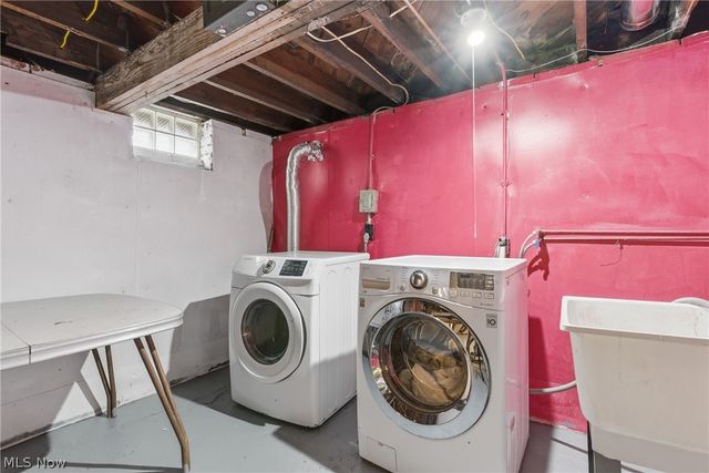 3577 Cedarbrook Road, University Heights, OH 44118