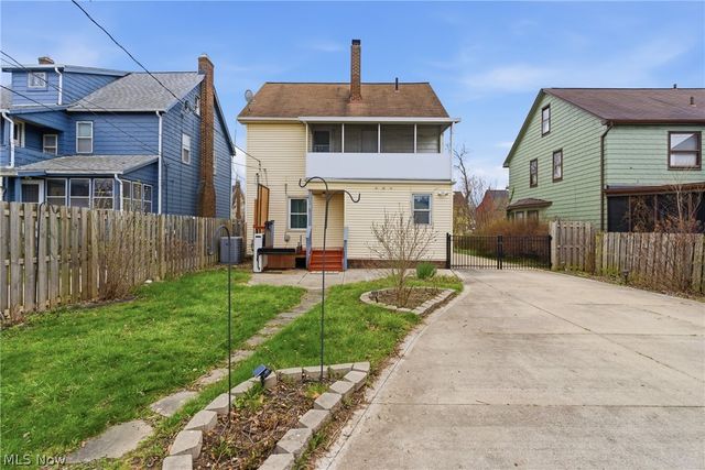 3577 Cedarbrook Road, University Heights, OH 44118